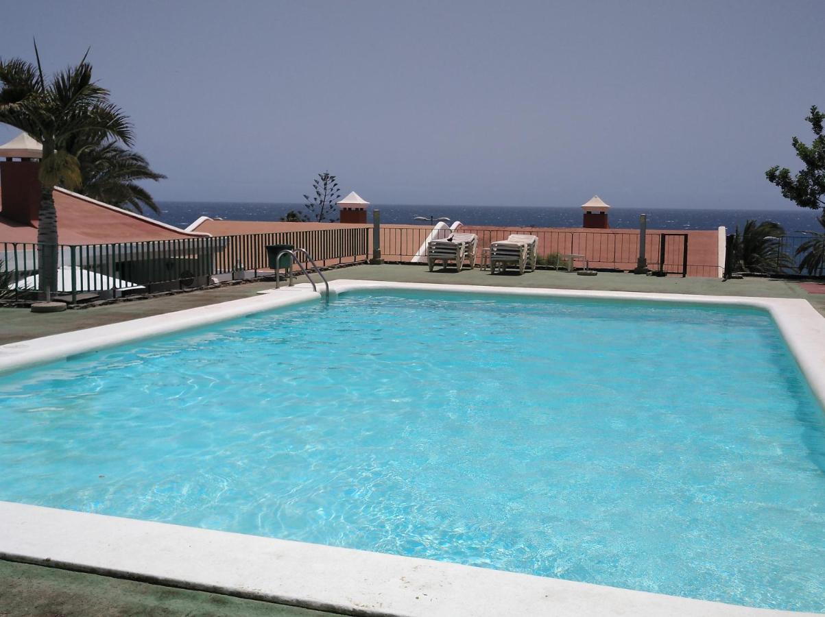 2 Calle Las Azucenas Playa Del Aguila  外观 照片